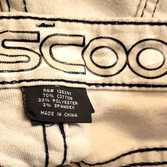 Men's LR Scoop Denim Distressed Shorts With Paint Splatter - Picture 10 of 15